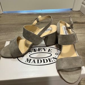 Chunky Strap sandals